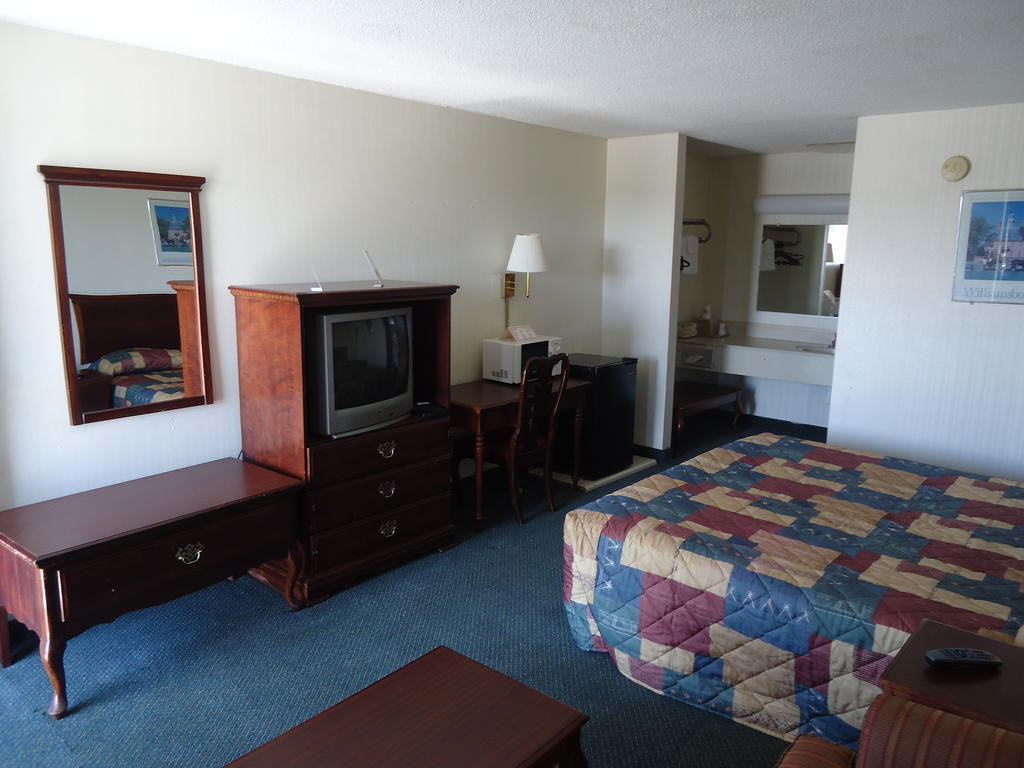 Scottish Inns Augusta Bagian luar foto