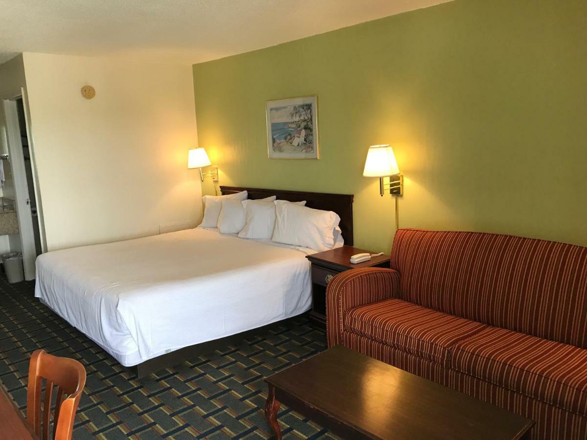 Scottish Inns Augusta Bagian luar foto